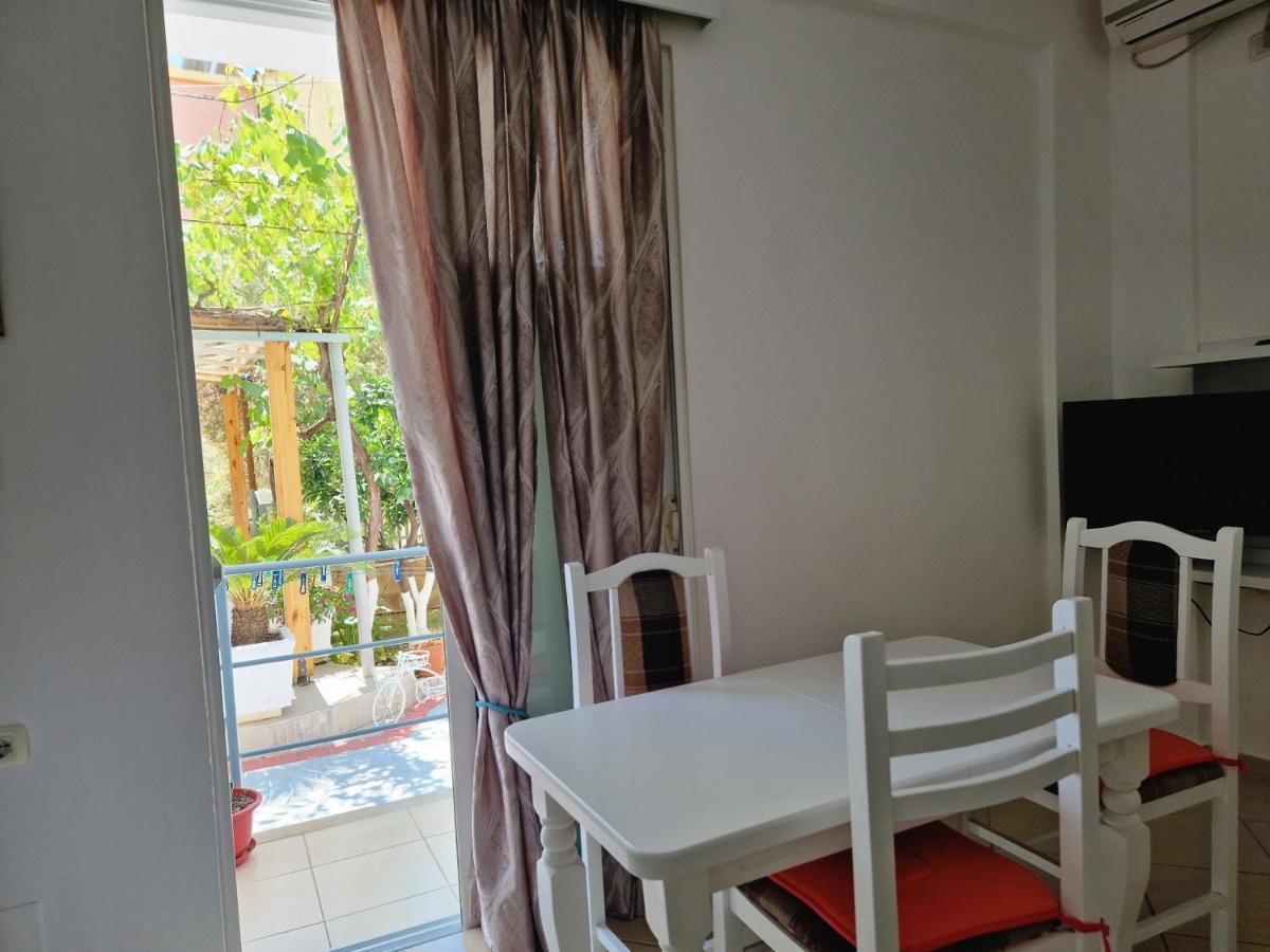 Sala Apartment'S Sarandë Exterior foto